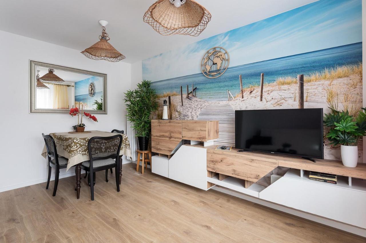 Olivia Business Centre By Renters Apartment